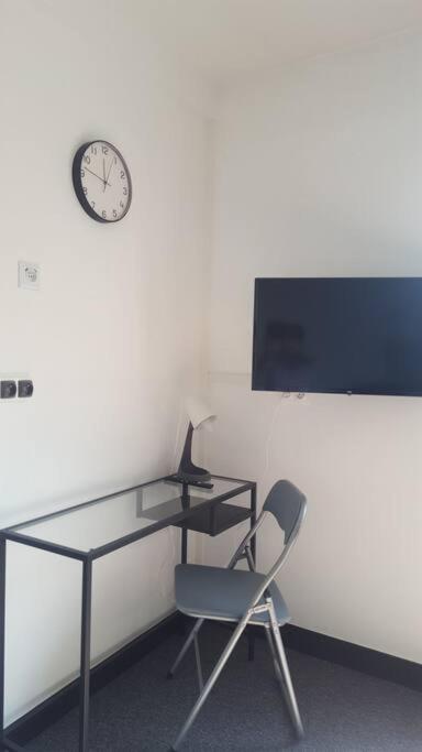 Studio 2 Lits Jumeaux 1 Station Tram Aeroport Orly Athis-Mons Exteriör bild